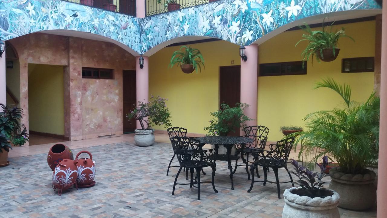 Hotel El Conquistador マナグア エクステリア 写真