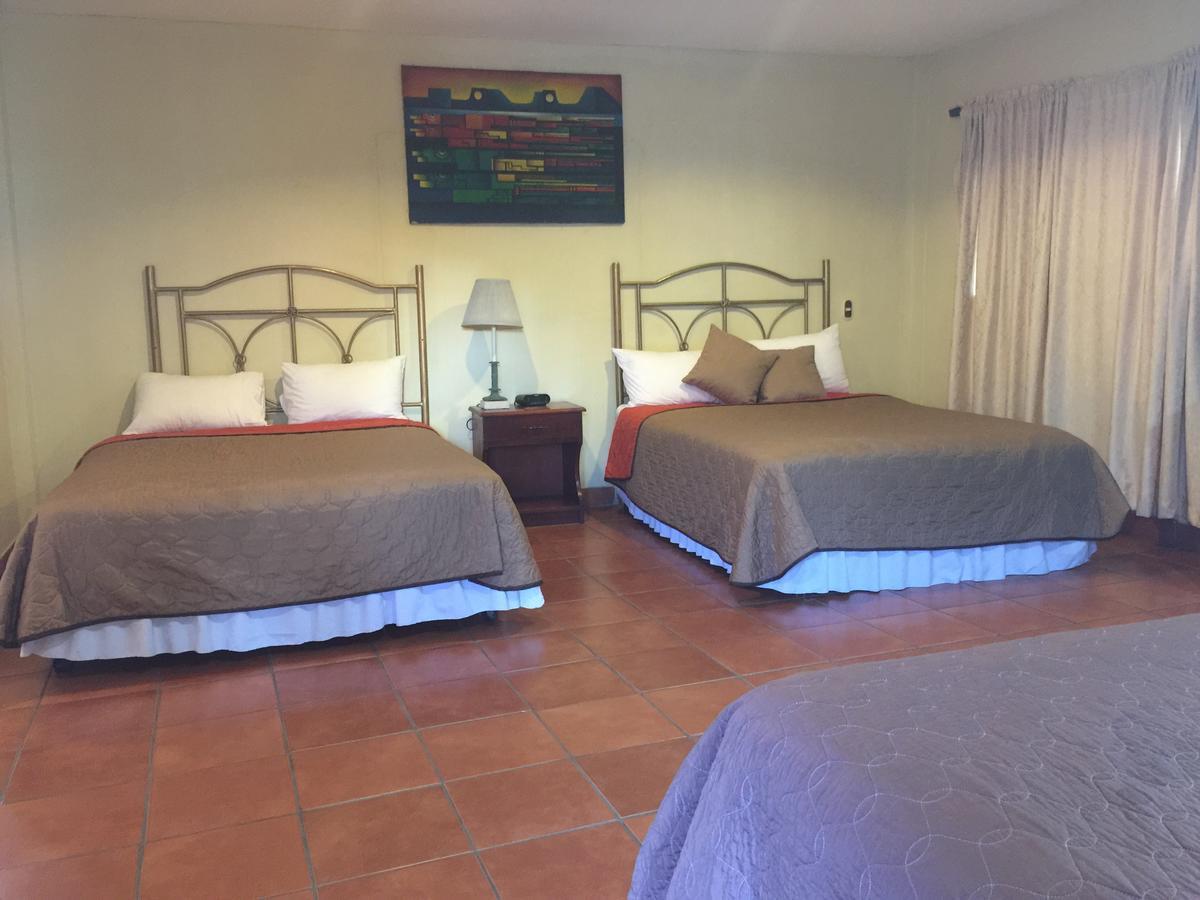 Hotel El Conquistador マナグア エクステリア 写真
