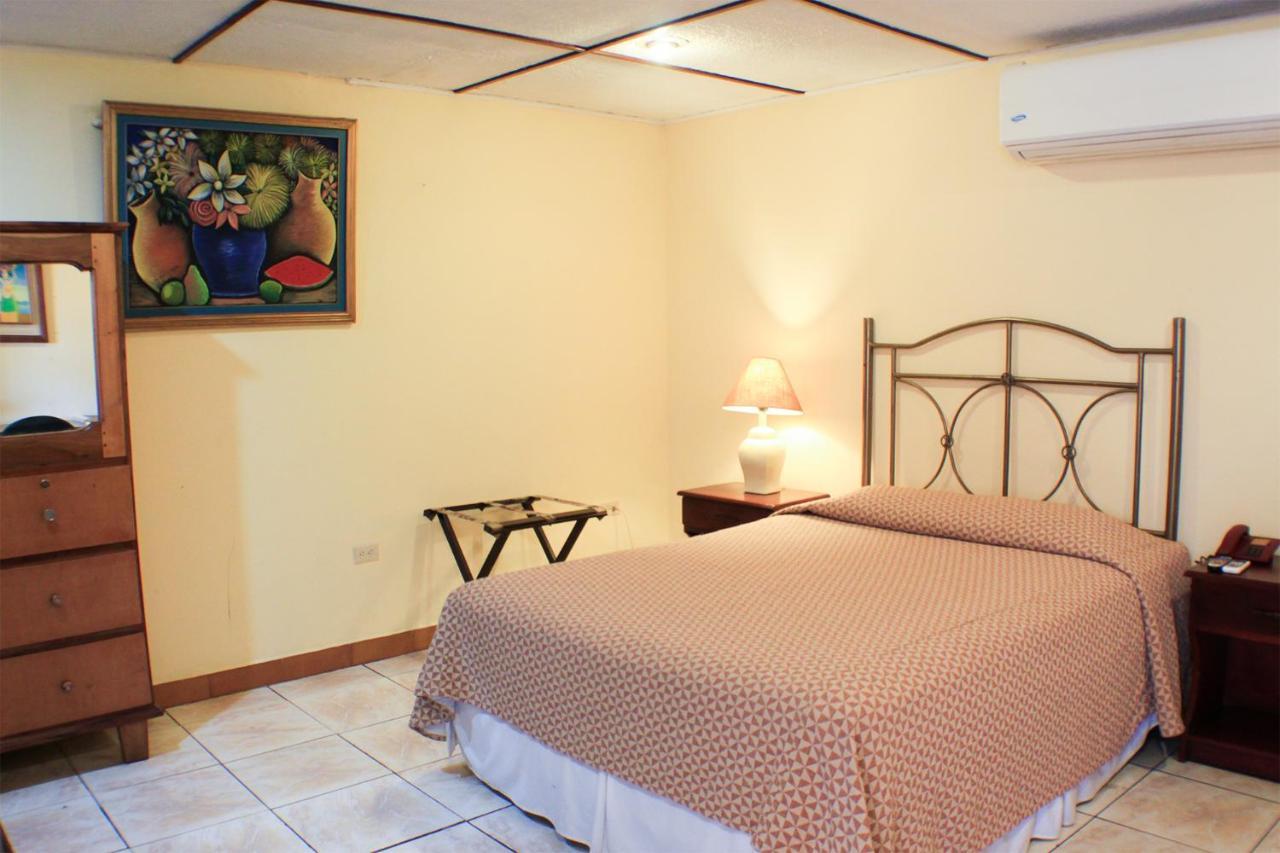 Hotel El Conquistador マナグア エクステリア 写真